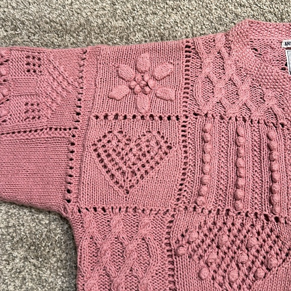 Cape Isle Knitters Made By Hand Women’s Pink Button Down Cardigan Size Medium - Picture 4 of 8